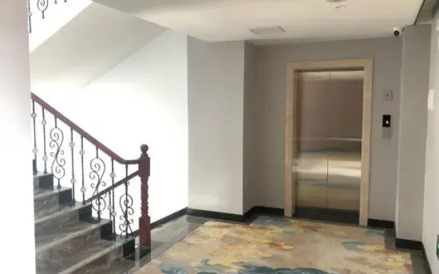 Yunqi Jingsu Hotel