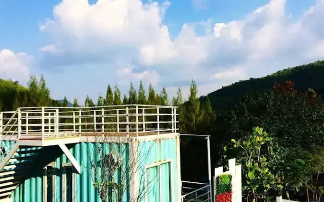 Hi Cube Suanphung resort