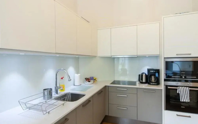 Quartermile Luxury Apartment