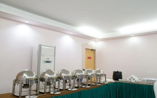 OYO 1359 Hotel Best Inn