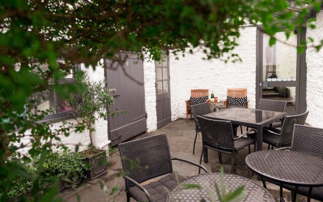 The Kings Arms Hotel
