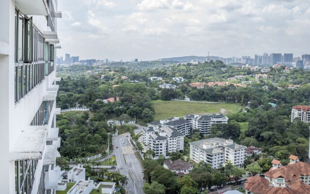 Regalia Residence by Cobnb