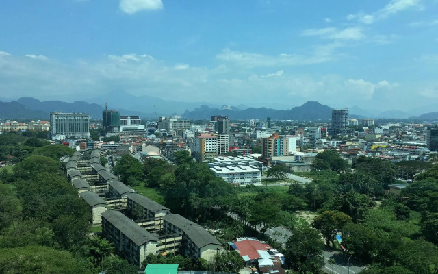 Kinta Riverfront Hotel & Suites