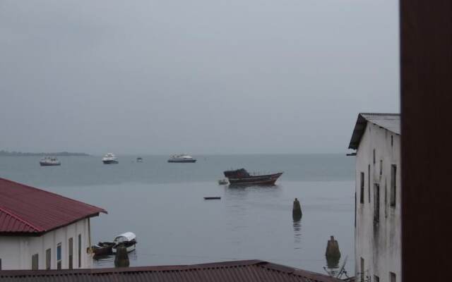 Rumaisa Hotel