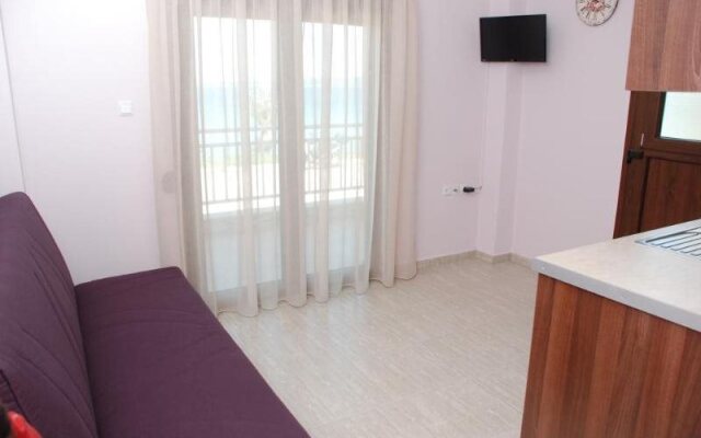 Marianna Apartments