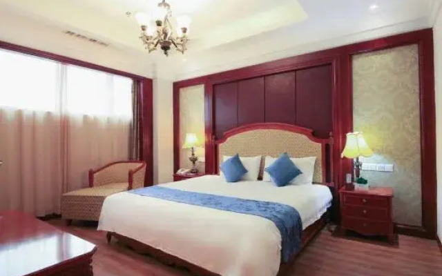 Yinan Hotel (Zhisheng Hot Spring Resort No.2 Building)