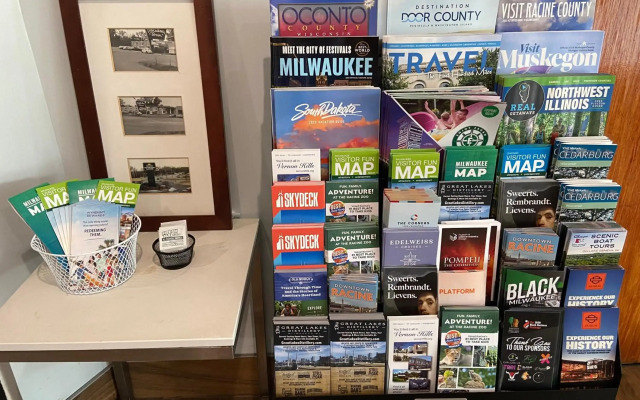 Travelodge by Wyndham Water’s Edge Hotel - Racine