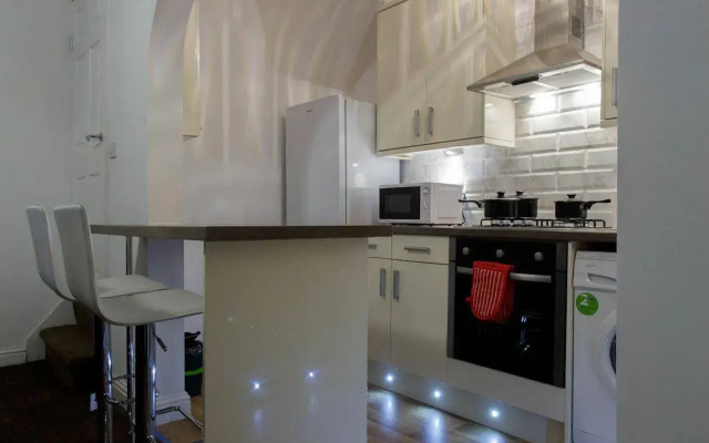 Shaftesbury Apartments
