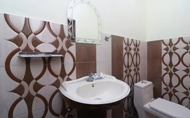 Corbett Junction By OYO Rooms