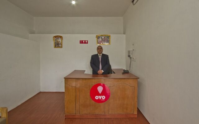 OYO 8847 Apna Ashiana