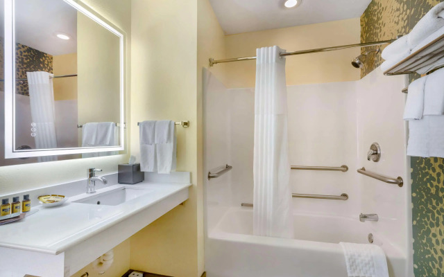 Best Western Plus Cold Spring