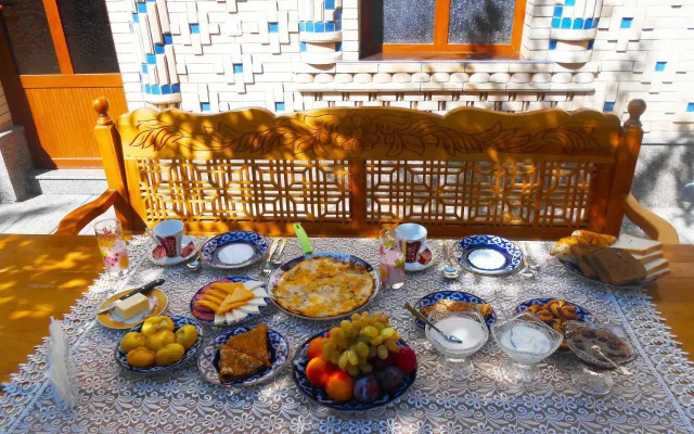 Colibri Traditional Hotel