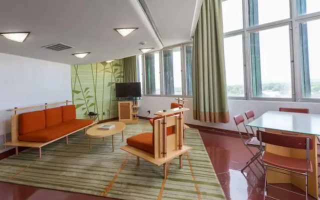 Inn at Price Tower