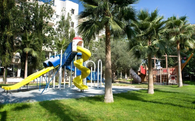 Atlantica Gardens Hotel