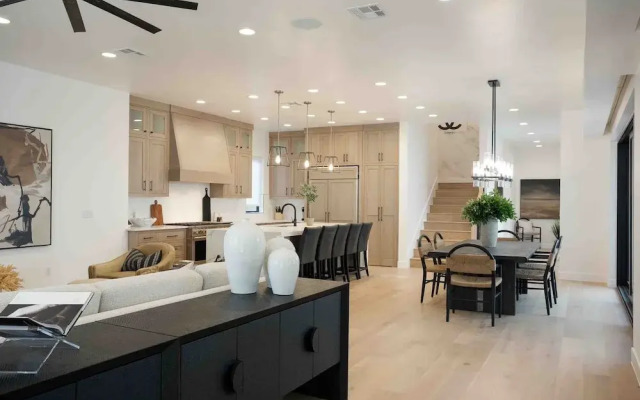 Designer Digs 9 Bedroom Home