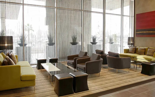 Centro Corniche Al Khobar by Rotana - Hotel in Al Khobar - Photo 2
