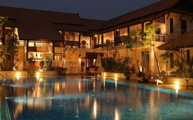 Horizon Village & Resort