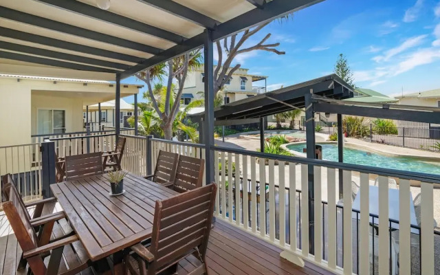Fraser Island Beach Houses