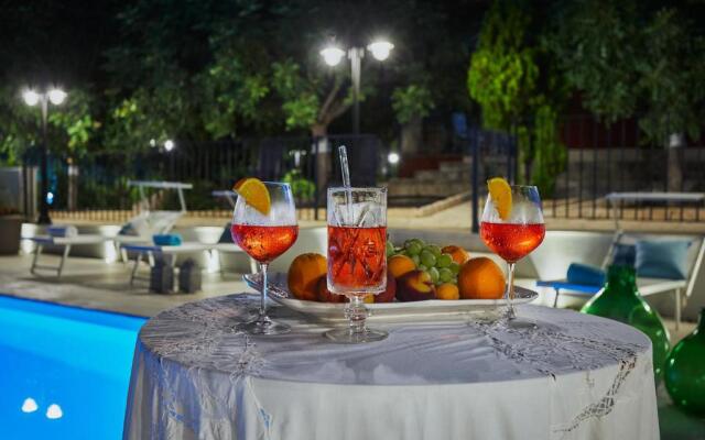 VILLA DEL COLLE CON PISCINA PRIVATA Ispica