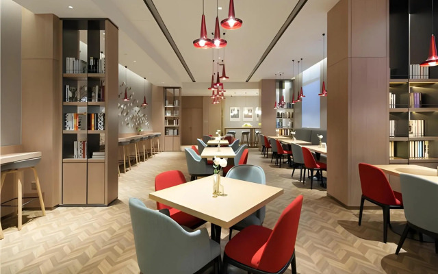 Borrman Hotel(Shanghai Hongqiao Railway Station National Exhibition Center Shop)