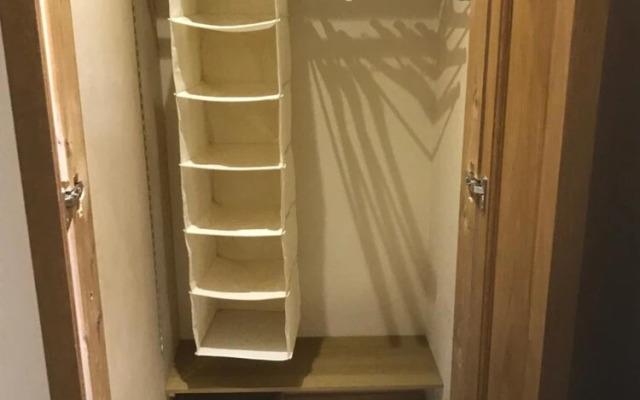 Deri-Down Guest House