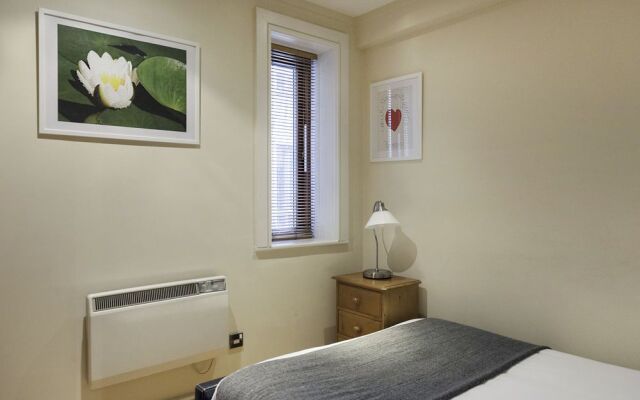 MetroStays - Temple Bar 16
