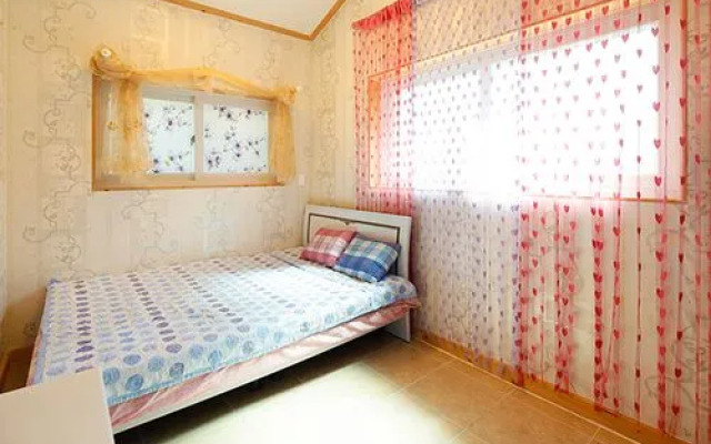 Gapyeong Sansaesori Pension