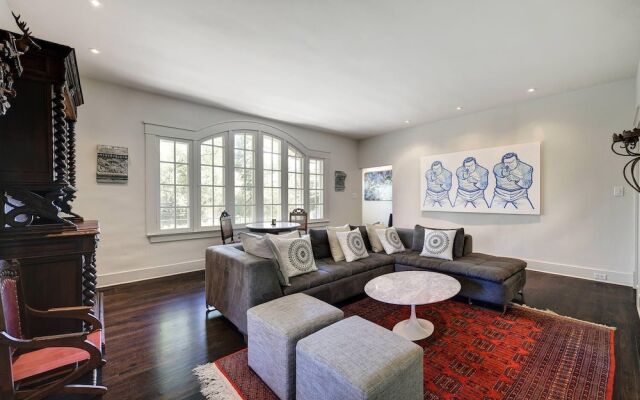 Modern Charm