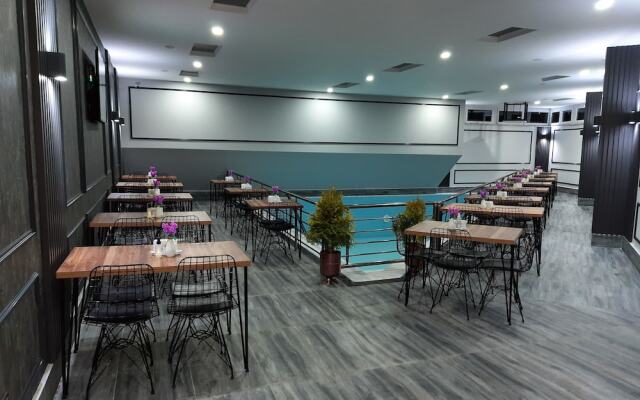 Asiwa Otel