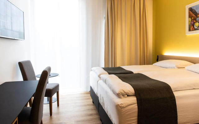 Отель South Coast