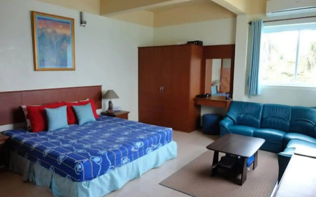 VIVA on the Beach Hotel