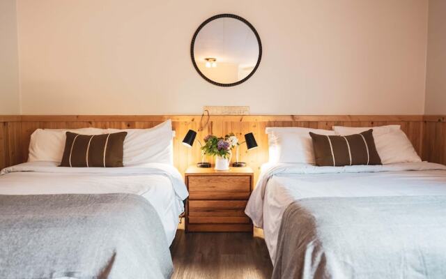 Barefoot Villas Room 6 Oak