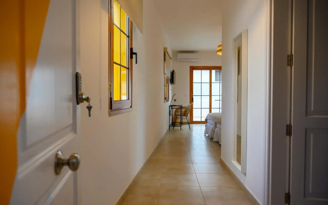 Lantia Rooftop House