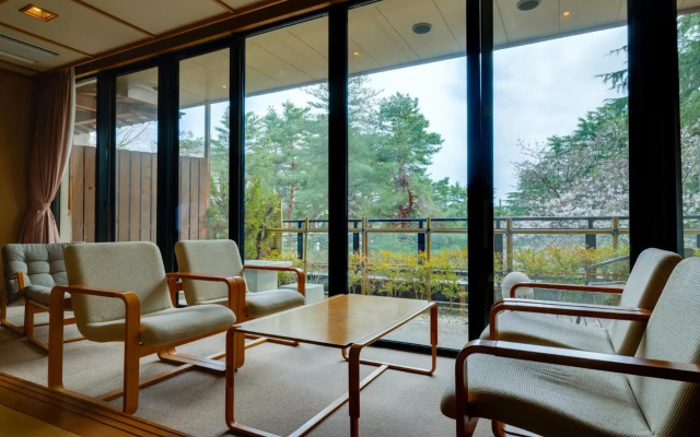 Tatsunokuchi Onsen Matsusaki