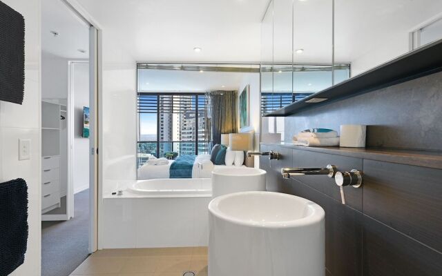 Oracle Broadbeach Apartments
