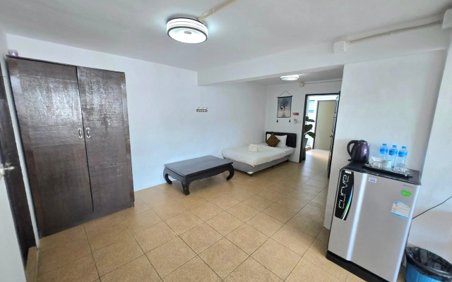 Bad Boys Guesthouse Patong