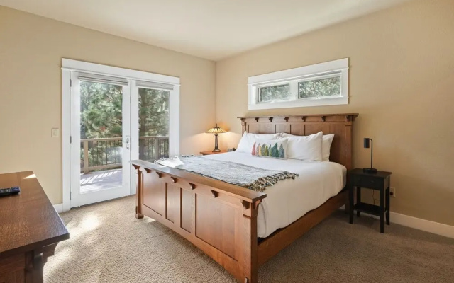 Big Wren 3 Bedroom Home by Redawning, Bend