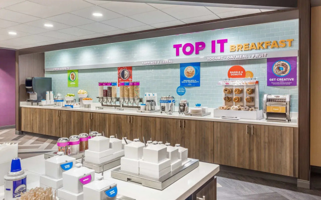 Tru by Hilton Madison West, WI