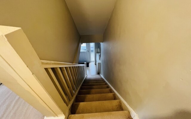 Charming 3-bed House in Levenshulme, Manchester