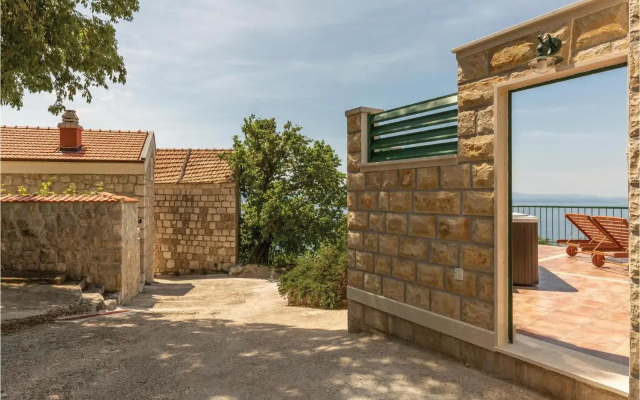 Two-Bedroom Holiday Home in Tucepi