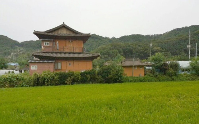 Yangpyeong Jangsu Village Hanok Stay
