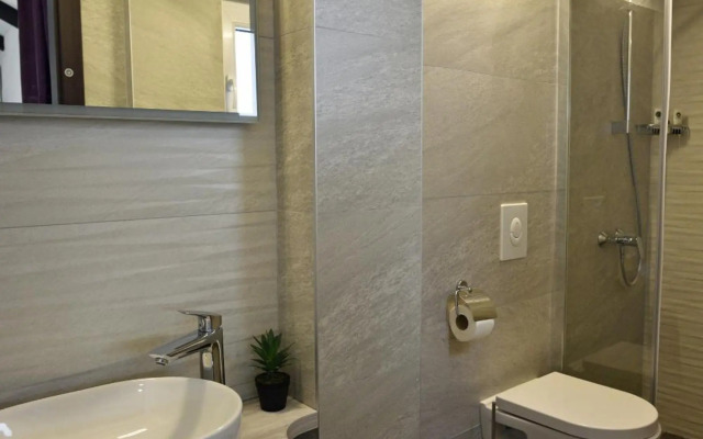 Apartments with WiFi Split - 18937