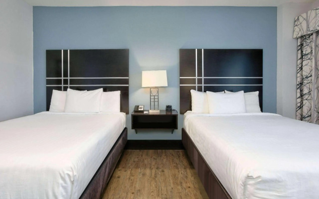 La Quinta Inn & Suites by Wyndham Lubbock Southwest