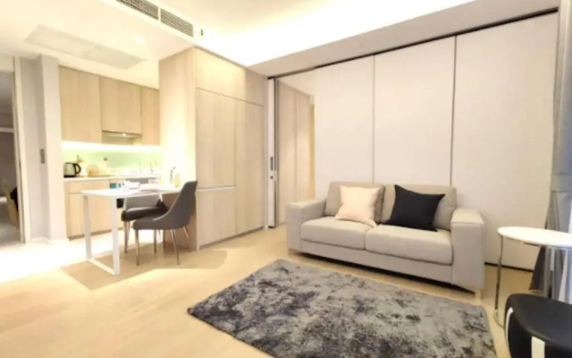 Circle Sukhumvit 11#Luxury#Pool#Gym#BTS Nana&MRT Sukhumvit#1BR#Max2ppl