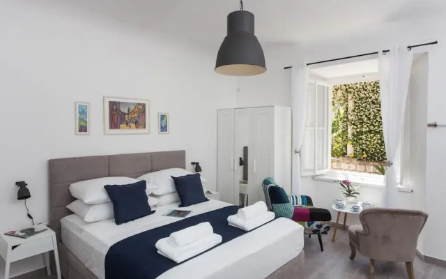 Apartment Mansion Center