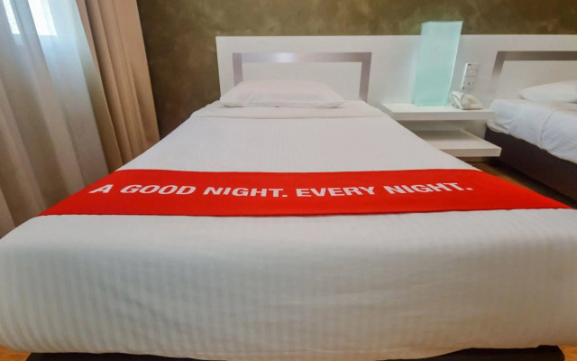 OYO 232 The Suraya Hotel