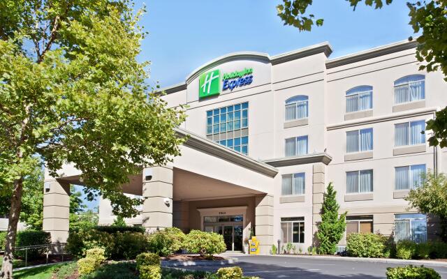 Holiday Inn Express Portland West/Hillsboro, an IHG Hotel