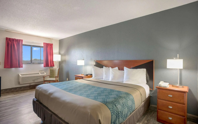 Econo Lodge Cedar Rapids