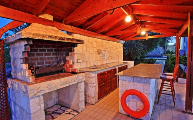 Villa Mandola Rosa in Poli Crysochous