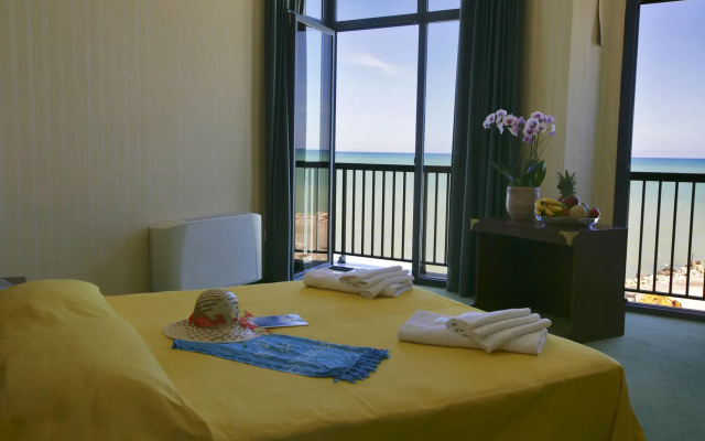 Mediterraneo Resort